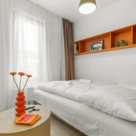 Lam Orange Ac - Balcony Apartment Bratislava Exterior photo